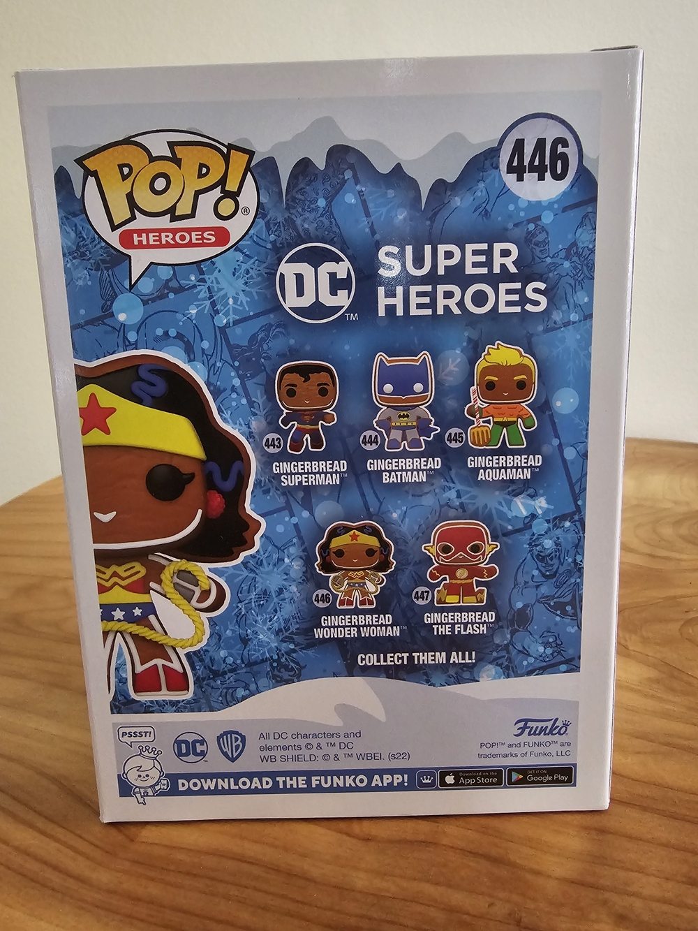 Funko Pop! DC Super Heroes #446 Gingerbread Wonder Woman - Brown & Yellow - Picture 4 of 7